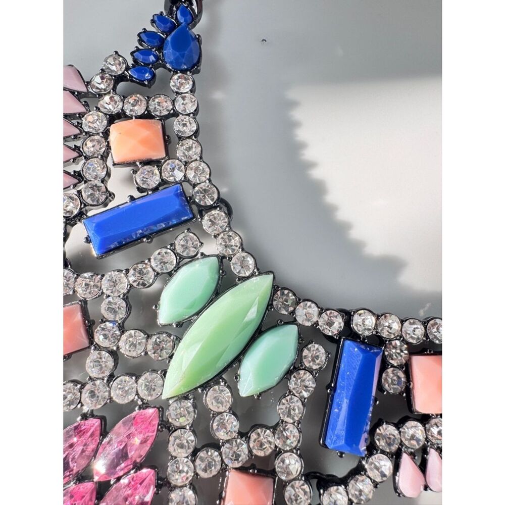 Logo By Lori Goldstein Statement Necklace - Picture 4 of 7